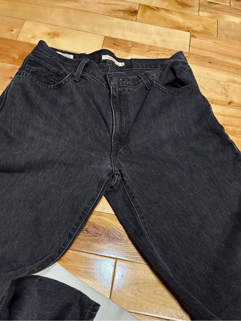 Levi’s Baggy Dad Jeans - Picture 6 of 7